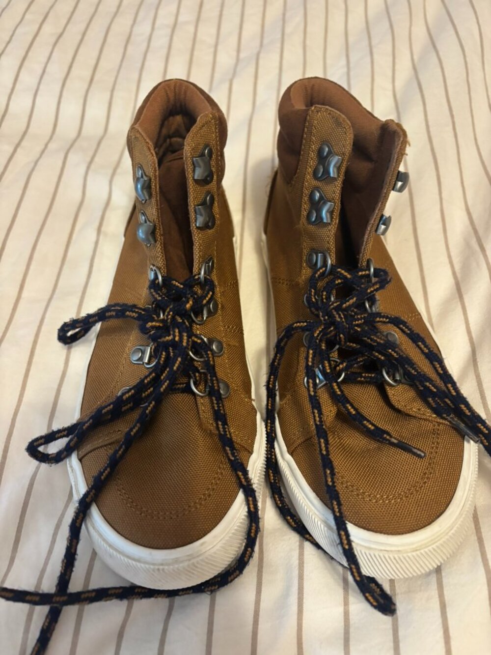 Boys Shoes Size 6 (EU 22)